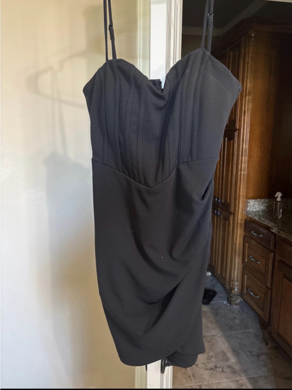 Willow Black Spaghetti-Strap Sweetheart Mini Dress